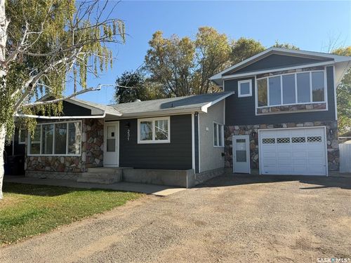 231 29th St W, Battleford, SK, S0M0E0 | Card Image