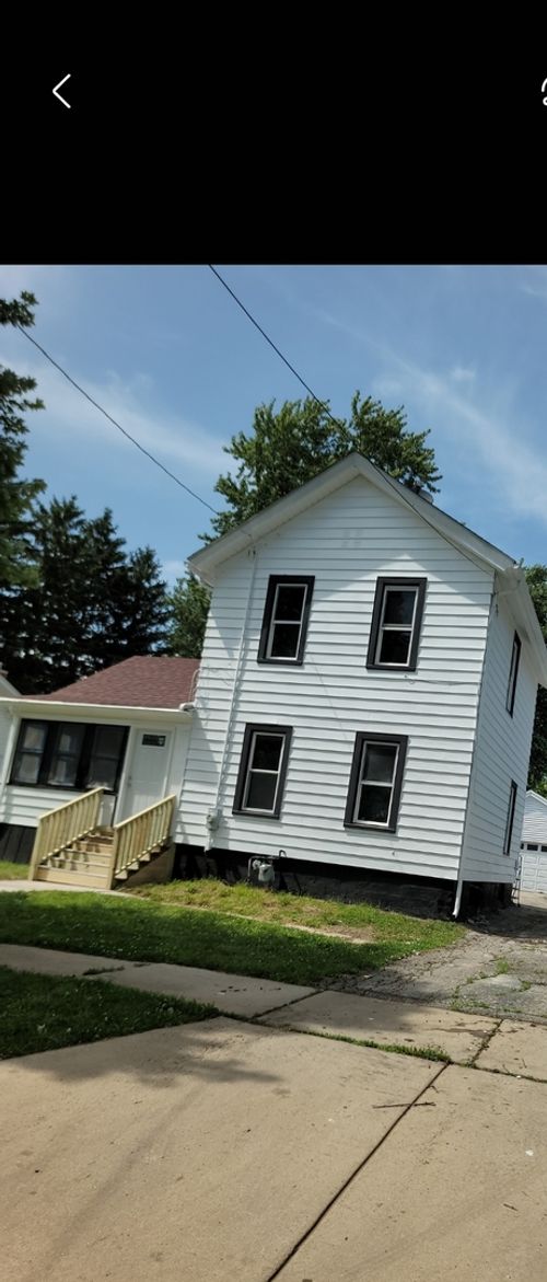 826 Grove St, Aurora, IL, 60505-2836 | Card Image