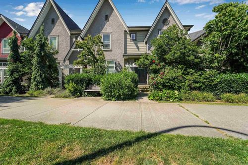 21065 80 Ave, Langley, BC, V2Y0J4 | Card Image