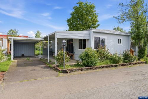19-612 N Cascade Dr, Woodburn, OR, 97071-3004 | Card Image