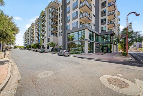 6020-3131 N Central Ave, Phoenix, AZ, 85012-2789 | Card Image