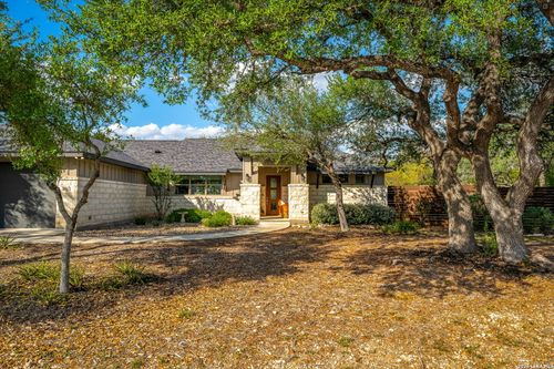 361 Rolling View Ct, Canyon Lake, TX, 78133-1886 | Card Image