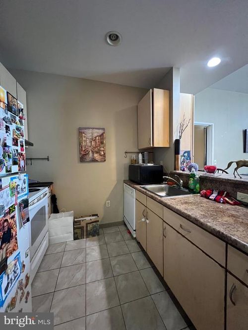 709-815 Arch St, PHILADELPHIA, PA, 19107 | Card Image