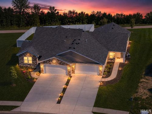 1105 Marshall Way, North Manchester, IN, 46962-1576 | Card Image