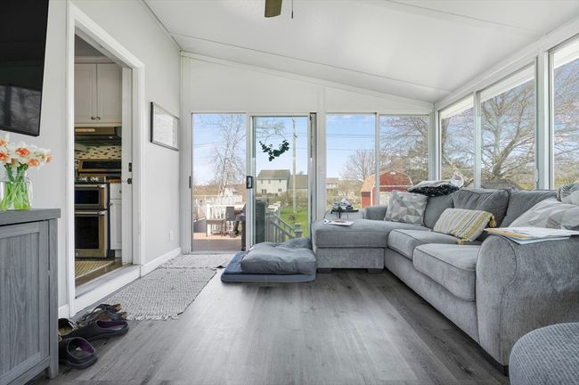 174 Pasture Farm Dr, House other with 3 bedrooms, 2 bathrooms and 4 parking in Middletown RI | Image 9