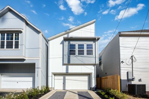 1104 Dart St, Houston, TX, 77007-4222 | Card Image