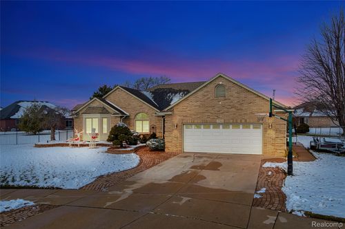 17353 Nick Dr, Macomb, MI, 48044-1669 | Card Image