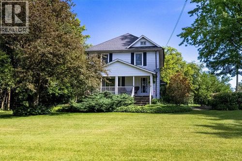 5848 Douglas Line, Lambton Shores, ON, N0N1J5 | Card Image