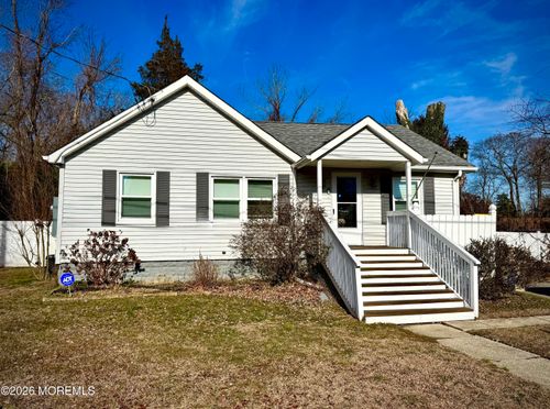 15 Buckley Ln, Bayville, NJ, 08721-2003 | Card Image