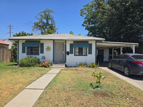 1425 Letts Ave, Corcoran, CA, 93212-2717 | Card Image