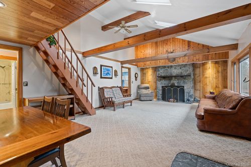 122 Golf Course Rd, Shandaken, NY, 12480-5506 | Card Image