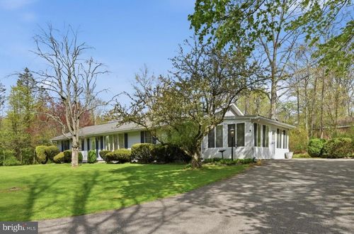 4 Codorus Rd, BARNESVILLE, PA, 18214-2436 | Card Image