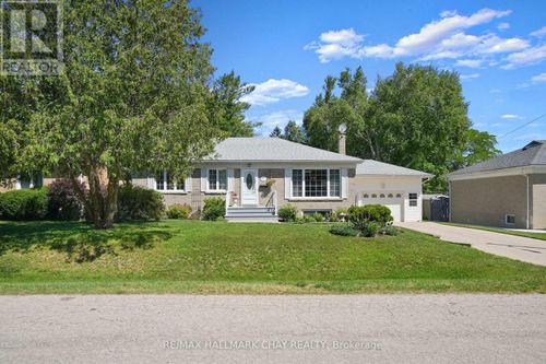 34 Elm Street, New Tecumseth (Alliston), ON, L9R1M7 | Card Image