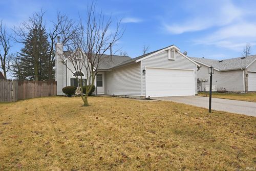 3715 Three Oaks Drive, Fort Wayne, IN, 46809-1956 | Card Image