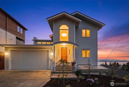7329 44th Ave Sw, Seattle, WA, 98136-2032 | Card Image