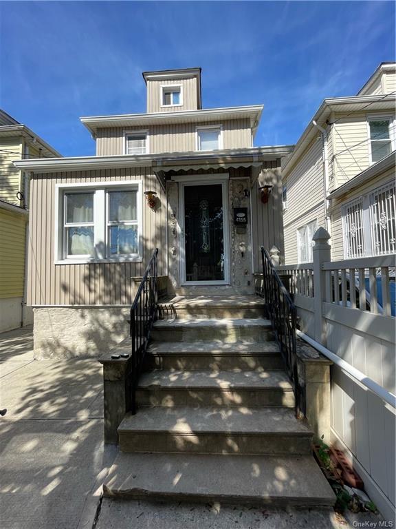 Gunther Ave, Bronx, NY 10466