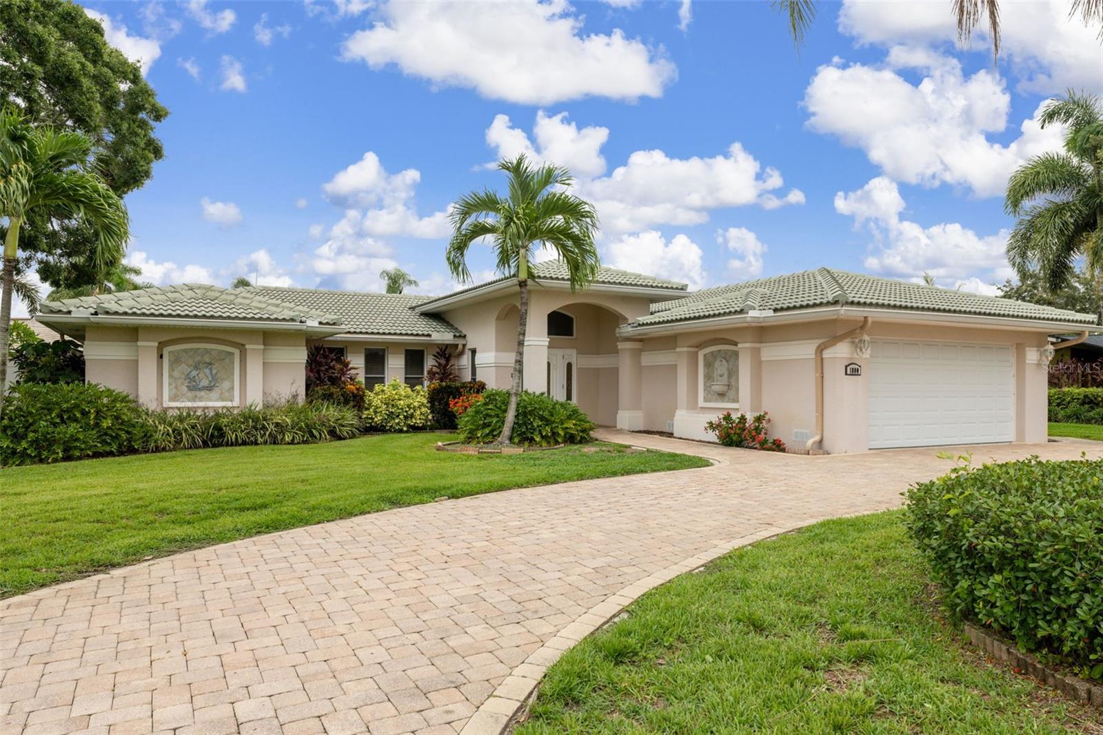 Tanglewood Dr, Saint Petersburg, FL 33702