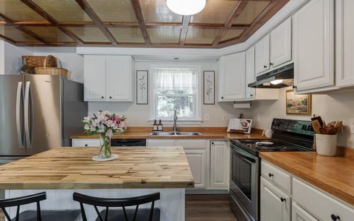 24 Westminster Dr, Fitzwilliam, NH, 03447-3542 | Card Image
