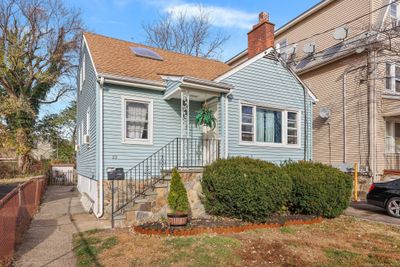 23 Hanover Street, Home with 3 bedrooms, 2 bathrooms and 2 parking in Stamford CT | Image 1