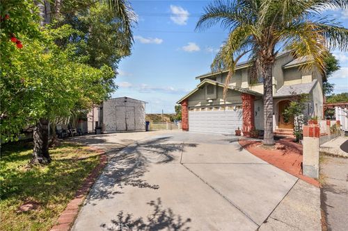 11837 Hunnewell Ave, Sylmar, CA, 91342-6058 | Card Image