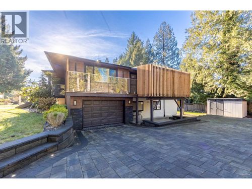 4491 Primrose Lane, North Vancouver, BC, V7R4H1 | Card Image