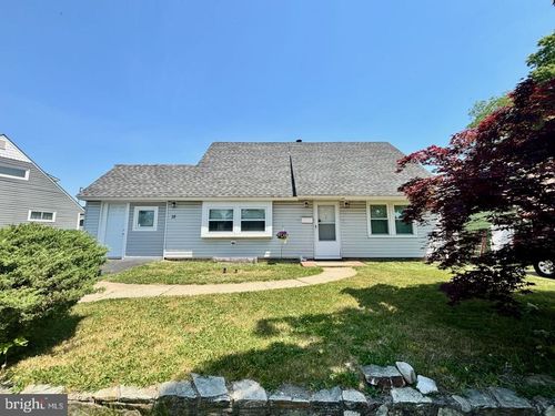18 Plumtree Road, LEVITTOWN, PA, 19056 | Card Image