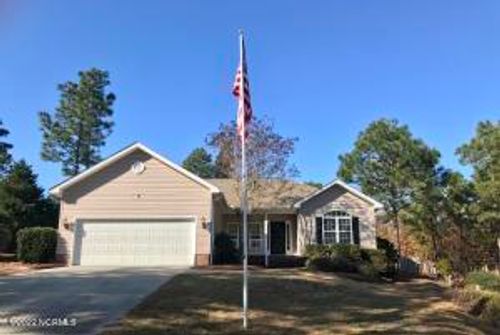 11 Lassiter Ln, Pinehurst, NC, 28374-8002 | Card Image