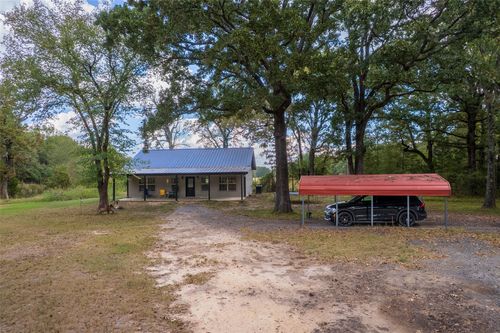 625 County Road Ne 2140, Talco, TX, 75487-5824 | Card Image