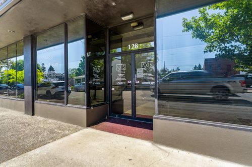 128 Sw I Street, Grants Pass, OR, 97526 | Card Image