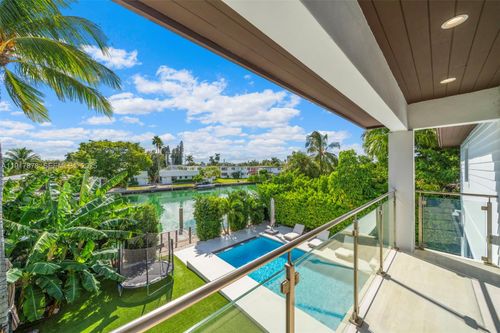 710 S Shore Dr, Miami Beach, FL, 33141-2408 | Card Image