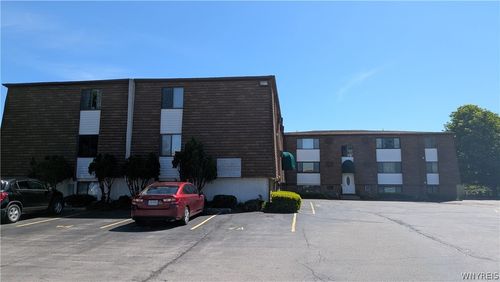 11b-51 S 86th St, Niagara Falls, NY, 14304-4300 | Card Image