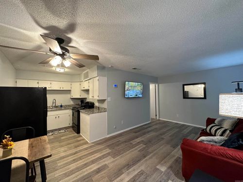 apt-4-3800 Pine St, Texarkana, TX, 75503-3390 | Card Image