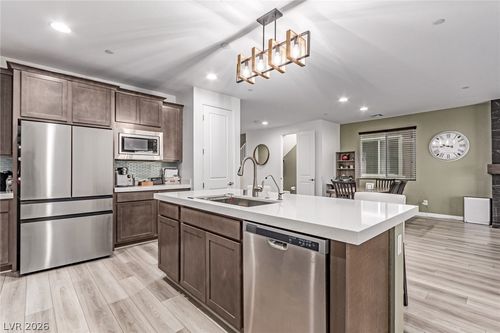 8739 Scalpay St, Las Vegas, NV, 89166-6737 | Card Image