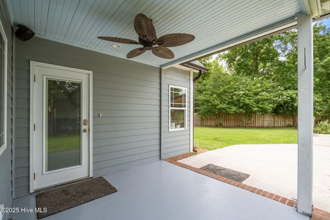 111 Fieldcrest Dr, House other with 4 bedrooms, 3 bathrooms and 4 parking in Hampstead NC | Image 44