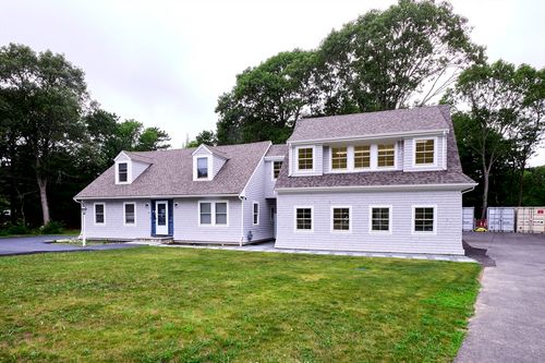 4 Edgerton Dr, Falmouth, MA, 02556 | Card Image