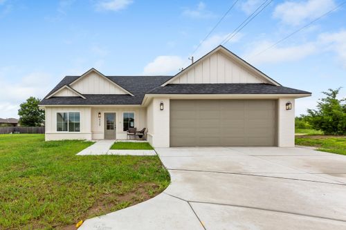 4328 N Sunny Ct, Wichita, KS, 67205-7200 | Card Image