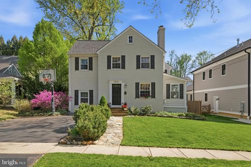 5510 Roosevelt St, BETHESDA, MD, 20817-3782 | Card Image