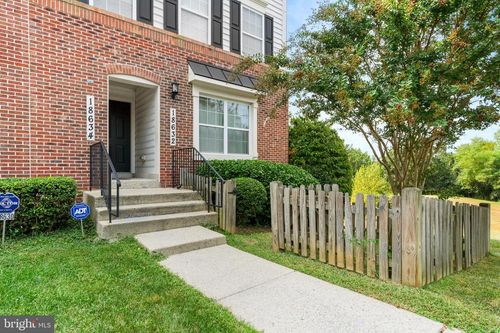 9-18632 Poplar Glen Ct, BOYDS, MD, 20841-4229 | Card Image