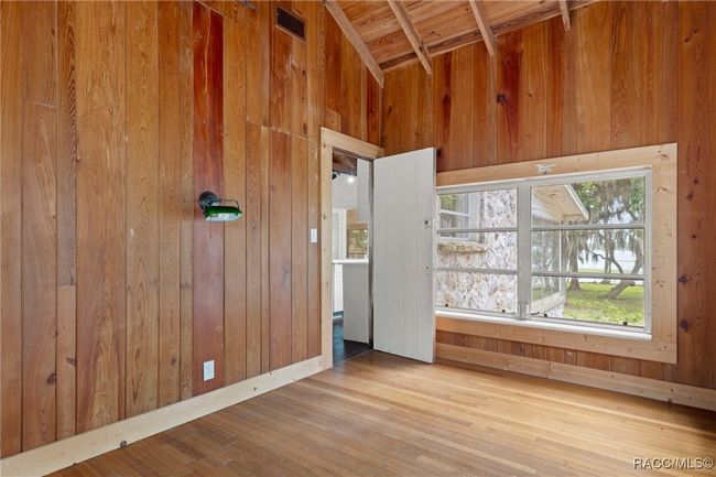 3184 N Edward Island Pt, House other with 2 bedrooms, 1 bathrooms and 1 parking in Hernando FL | Image 14