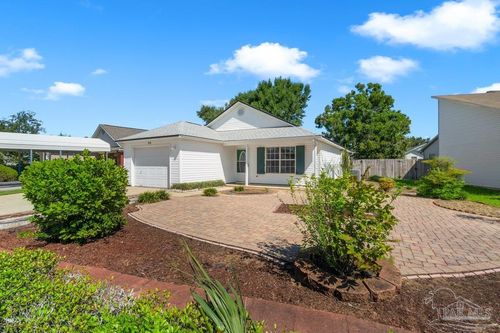 330 Hilburn Pl, Pensacola, FL, 32504-6274 | Card Image