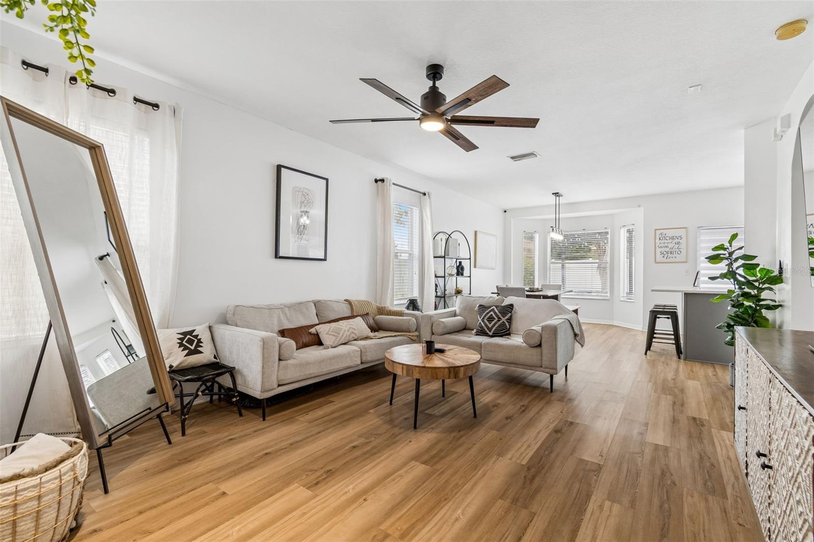 Residential in RIVERVIEW 4