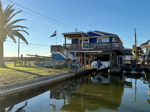 16719 Tahiti Way, Jamaica Beach, TX, 77554 | Card Image