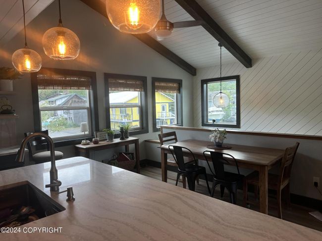 Upstairs Dining | Image 22