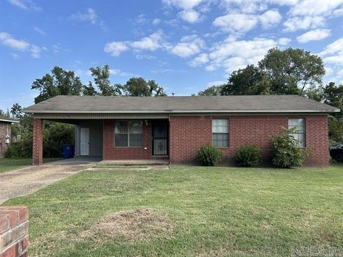 4705 Goodwin Cir, North Little Rock, AR, 72117-3300 | Card Image
