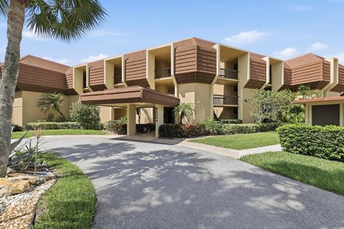 223-5344 Woodland Lakes Dr, Palm Beach Gardens, FL, 33418-3985 | Card Image