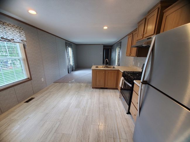 47 Conestoga Trl, House other with 2 bedrooms, 2 bathrooms and 4 parking in Brookfield MA | Image 7