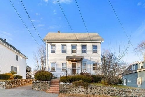 13 Highland St, Wakefield, MA, 01880-5016 | Card Image