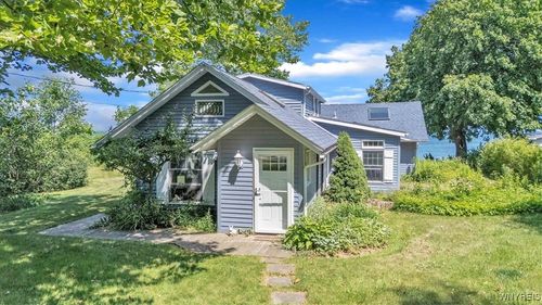 3123 W Lake Rd, Wilson, NY, 14172-9729 | Card Image