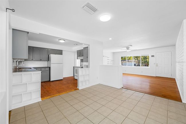1431 Kings Hwy, House other with 2 bedrooms, 2 bathrooms and null parking in CLEARWATER FL | Image 63