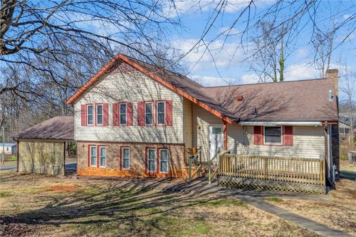 313 W Sunsetstrip Dr, Seneca, SC, 29672-6653 | Card Image